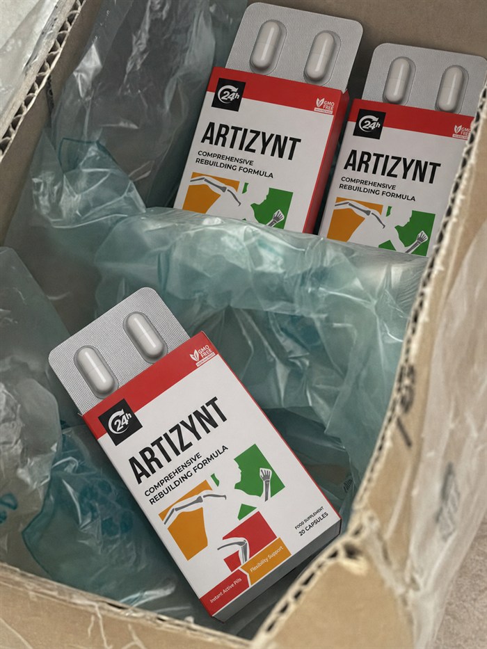 Varios paquetes de ArtiZynt dentro de una caja de envío